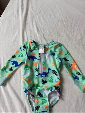 Cat & Jack Mint Green Long-Sleeve Dino Rashguard Swimsuit